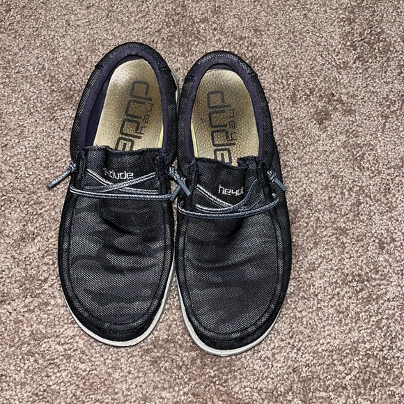 Hey Dudes - Picture 2 of 5